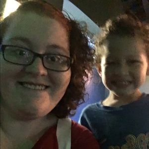 Meet your Posher, Leslie